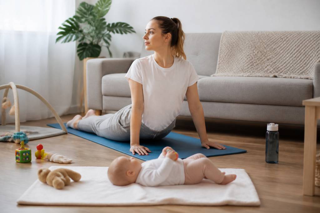 Comment gérer sa forme physique après une naissance avec des habitudes simples et réalistes